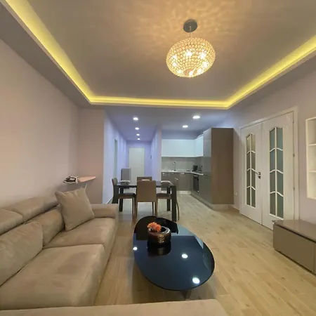 Adelon * Vlora