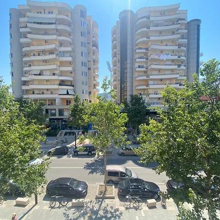 Adelon Vlora